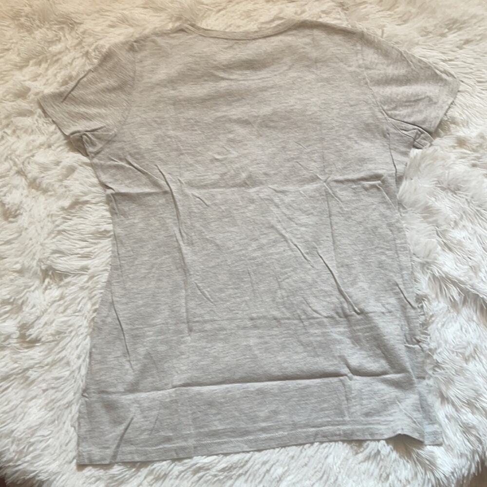 Converse Grey/Pink Size:Large T-Shirt - Picture 2 of 6
